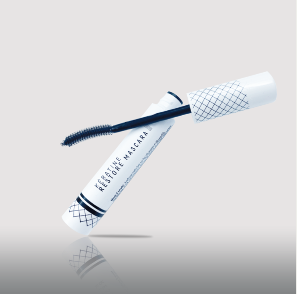 MASCARA FORTIFIANT À LA KÉRATINE